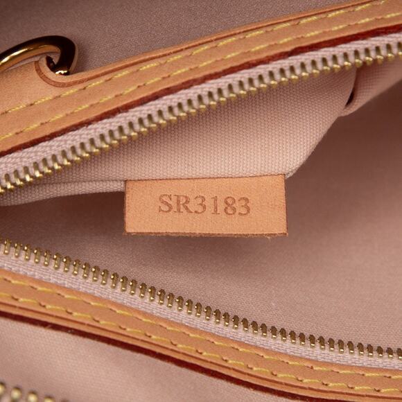 Louis Vuitton Monogram Vernis Blair GM Handbag M90067 - Picture 6 of 6